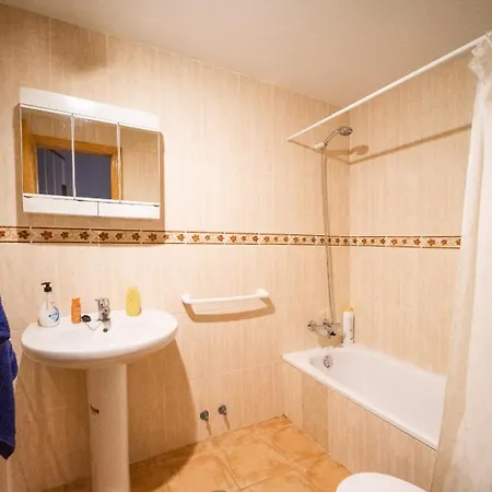Gavina Hibiscus Villa *
